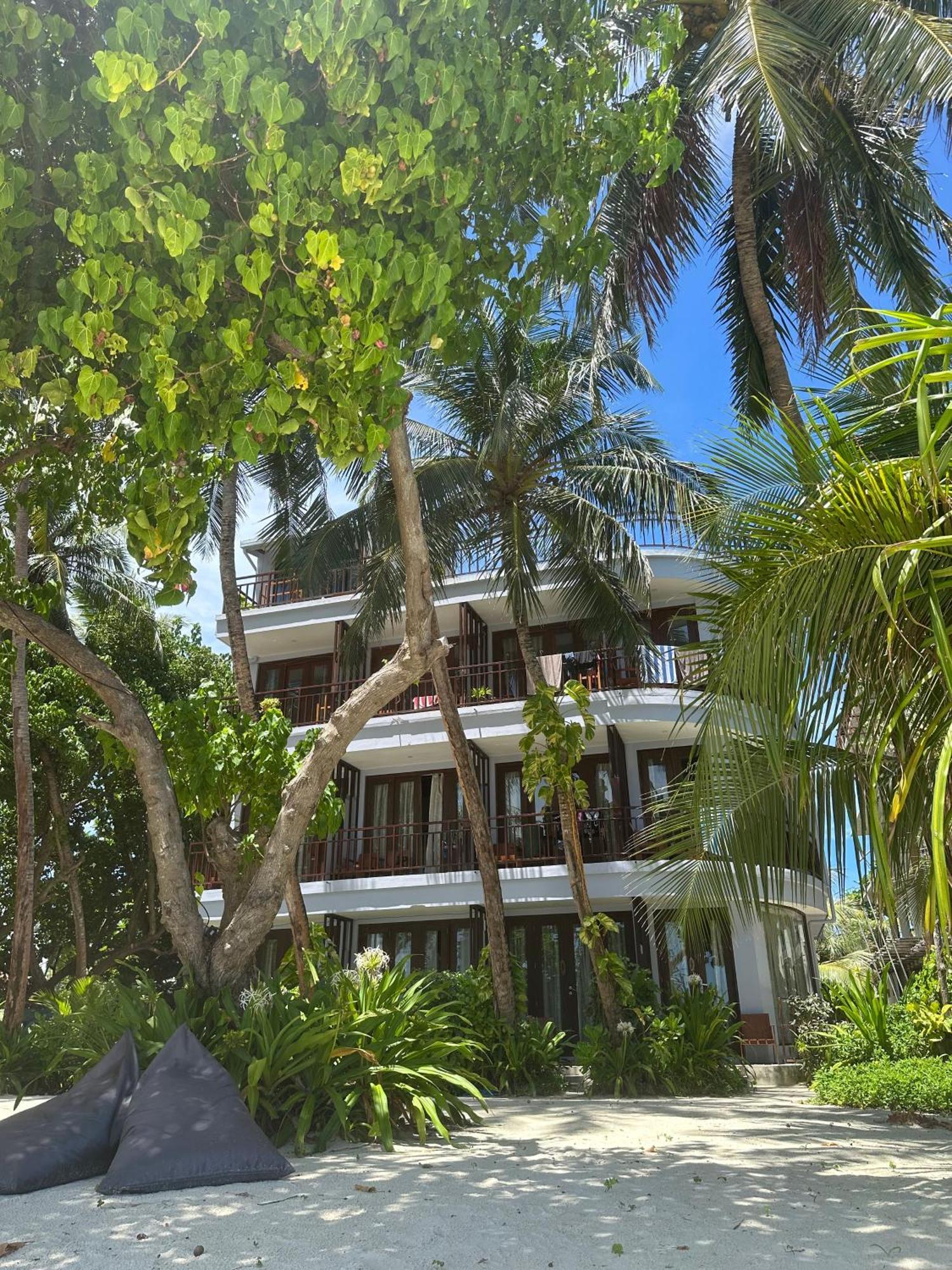 Hotel Thundi Sea View à Fulidhoo Extérieur photo